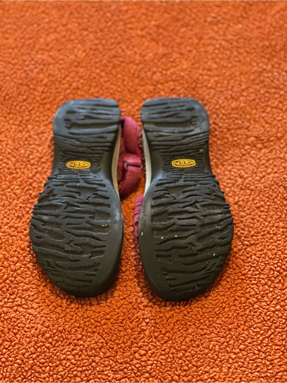 Keens Women's Sandals - Berry - Picture 3 of 3